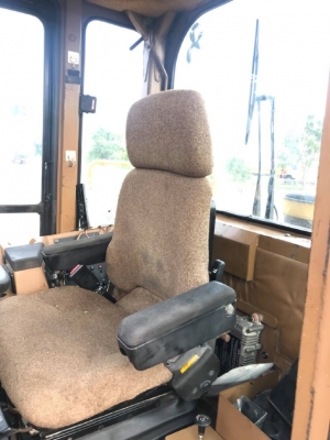 ขายรถตักล้อยาง CAT 960F รถนอกนำเข้าเองจากญี่ปุ่น สภาพสวยพร้อมใช้งาน มีVDOการทำงานครับ ขายรถตักล้อยาง CAT 960F รถนอกนำเข้าเองจากญี่ปุ่น สภาพสวยพร้อมใช้งาน มีVDOการทำงานครับ