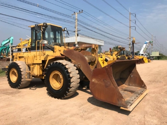 ขายรถตักล้อยาง CAT 960F รถนอกนำเข้าเองจากญี่ปุ่น สภาพสวยพร้อมใช้งาน มีVDOการทำงานครับ ขายรถตักล้อยาง CAT 960F รถนอกนำเข้าเองจากญี่ปุ่น สภาพสวยพร้อมใช้งาน มีVDOการทำงานครับ