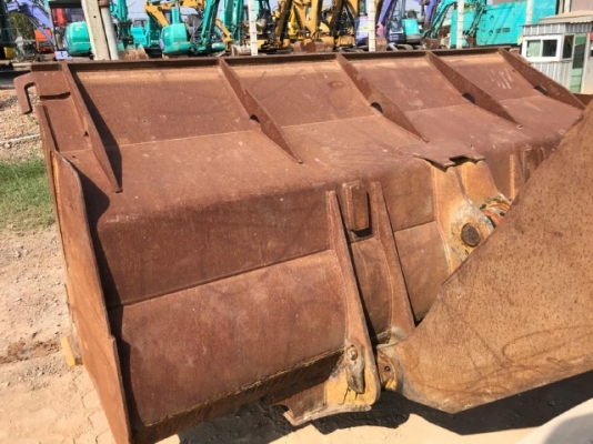 ขายรถตักล้อยาง CAT 960F รถนอกนำเข้าเองจากญี่ปุ่น สภาพสวยพร้อมใช้งาน มีVDOการทำงานครับ ขายรถตักล้อยาง CAT 960F รถนอกนำเข้าเองจากญี่ปุ่น สภาพสวยพร้อมใช้งาน มีVDOการทำงานครับ