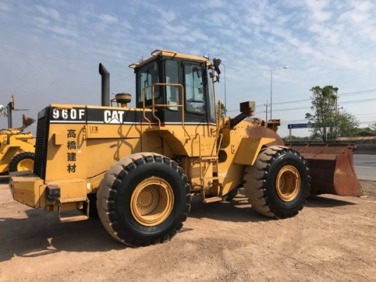 ขายรถตักล้อยาง CAT 960F รถนอกนำเข้าเองจากญี่ปุ่น สภาพสวยพร้อมใช้งาน มีVDOการทำงานครับ ขายรถตักล้อยาง CAT 960F รถนอกนำเข้าเองจากญี่ปุ่น สภาพสวยพร้อมใช้งาน มีVDOการทำงานครับ