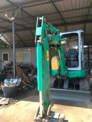 รถแบคโฮ KOMATSU PC30MR รถเก่านอกพึ่งนำเข้า ยังไม่เคยใช้งานในไทย โซ่หนา เอวแน่น คอนโทลสั้น ปั้มนิ้ว ไฟฟ้าครบ รถสภาพพร้อมใช้งาน มีเอกสารใบอินวอยซ์