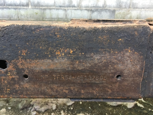 แชซซีส์  ISUZU D-MAX