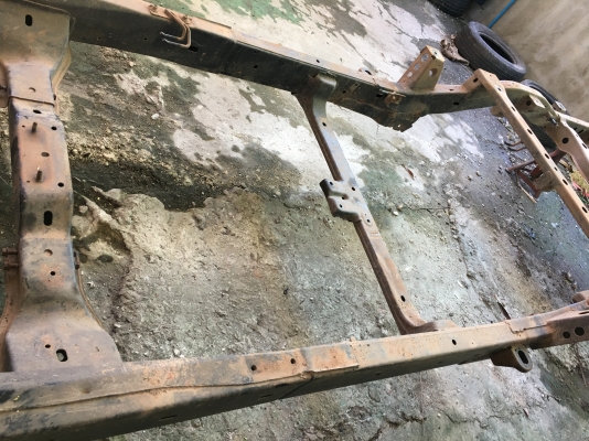 แชซซีส์  ISUZU D-MAX