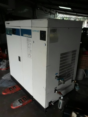 ปั๊มลมสกรูAIRMAN 10 Hpพร้อมdryer เก่าญี่ปุ่น0833554933
