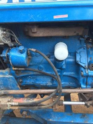 FORD77T-3 รถสวยมาก อุปกรณ์ดันหน้า ผาน3. รถพร้อมใช้