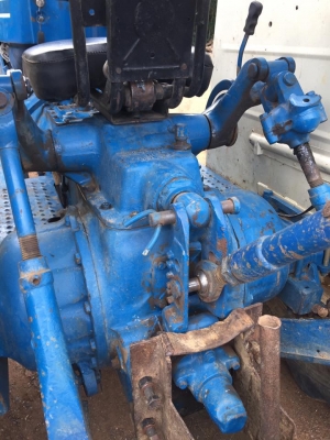 FORD77T-3 รถสวยมาก อุปกรณ์ดันหน้า ผาน3. รถพร้อมใช้