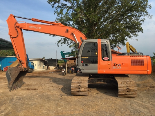 ขาย HITACHI ZX200-1 สภาพสวยจัด 4900 ชั่วโมง สนใจติดต่อ 081-4283210