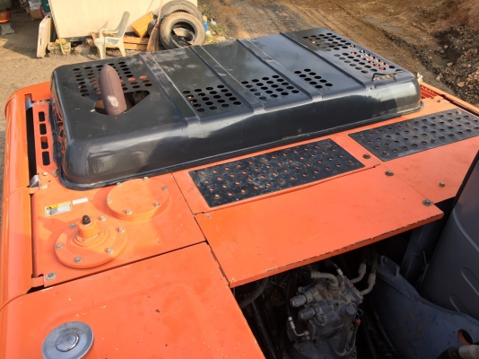 ขาย HITACHI ZX200-1 สภาพสวยจัด 4900 ชั่วโมง สนใจติดต่อ 081-4283210 ขาย HITACHI ZX200-1 สภาพสวยจัด 4900 ชั่วโมง สนใจติดต่อ 081-4283210