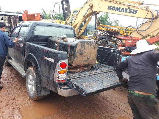 ขายไปอีกหนึ่งถัง ขอบคุณลูกค้ากำแพงเพชรครับ มาอุดหนุน ถังน้ำมัน ติดรถบรรทุก สิบล้อพ่วงลาก ไปใช้งาน ขายไปอีกหนึ่งถัง ขอบคุณลูกค้ากำแพงเพชรครับ มาอุดหนุน ถังน้ำมัน ติดรถบรรทุก สิบล้อพ่วงลาก ไปใช้งาน