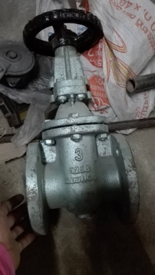 ขายวาวล์ประตูนำ้toyoขนาด2ครึ่งและ3