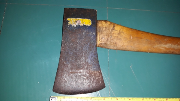 ขายขวานตราเสือสวีเดน2 3/4ปอน MADE IN SWEDEN. รุ่นเก่านำเข้าจากยุโรป