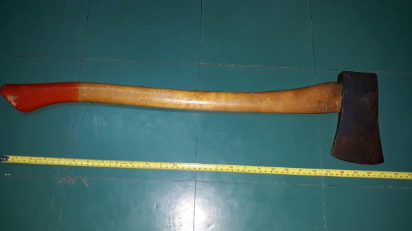ขายขวานตราเสือสวีเดน2 3/4ปอน MADE IN SWEDEN. รุ่นเก่านำเข้าจากยุโรป