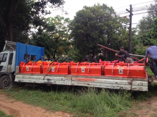 โรตารี่มือ1 จอบหมุนมือ1 ทนๆครับ โรตารี่มือ1 จอบหมุนมือ1 ทนๆครับ