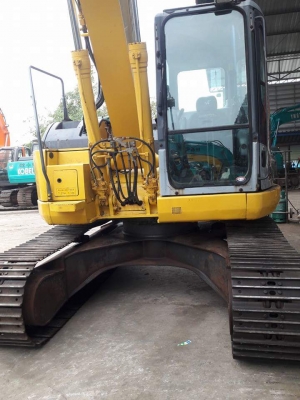 มาใหม่จ้า..KOMATSU PC128-2 -AC เก่านอกแท้  สภาพสวย  เครื่องปั๊มดี  พร้อมใช้  โทร 089-3818694  ดวงนภา