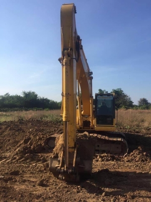 ขาย 1,390,000 บาท KOMATSU PC200-8 ทำงาน 1x,xxx บาท เครื่องดี ปั้มเดิมแรง โช่หนา เอวแน่น ไฟฟ้าครบ เอกสารเล่มทะเบียน   รถอยู่ จ.ยโสธร โทร 0610710295