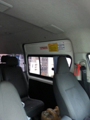 ขายรถตู้โตโยต้ปี2011สวยกริบโทร0643130366จัดแนนท์ได้350000