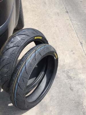 สิ้นสุดการรอคอย ยางใหม่บิ๊กไบค์ Maxxis supermaxx diamond ราคาไทยแลนด์