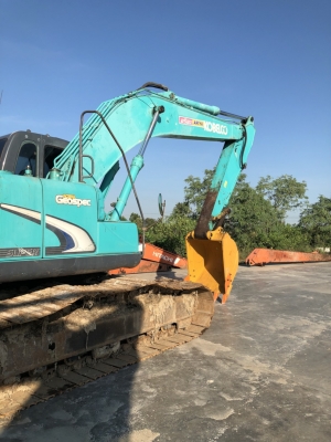 ขาย sk200-8 yn12 พร้อมใช้ ไฟฟ้าครบ ต่อรอง เล่มทะเบียน