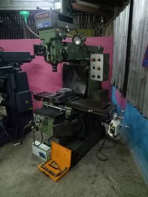 ขายมิลลิ่งเอ็ม5เครื่องนำเข้าจากใต้หวันมีฟีดมีริเนี่ยอุปกรณ์ครบของแถมเพียบอีกเช่นเคยครับ