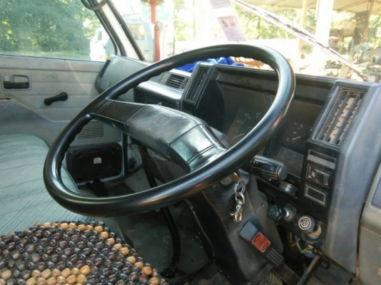ISUZU NKR57L