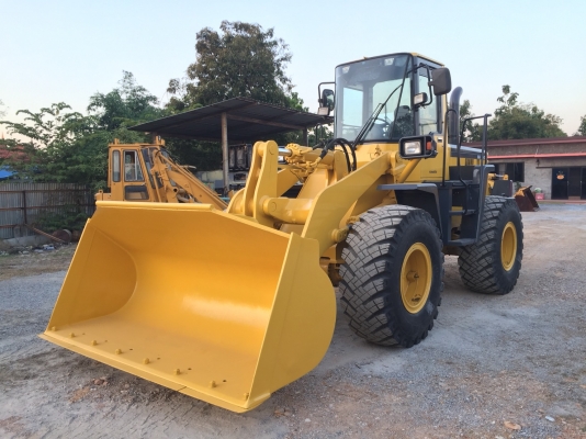 KOMATSU WA300-3 นำเข้าจากญี่ปุ่น โทร.090-986-2521 อ๊อบ