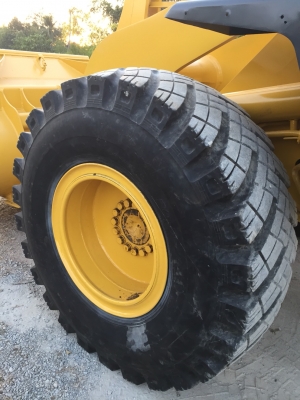 KOMATSU WA300-3 นำเข้าจากญี่ปุ่น โทร.090-986-2521 อ๊อบ