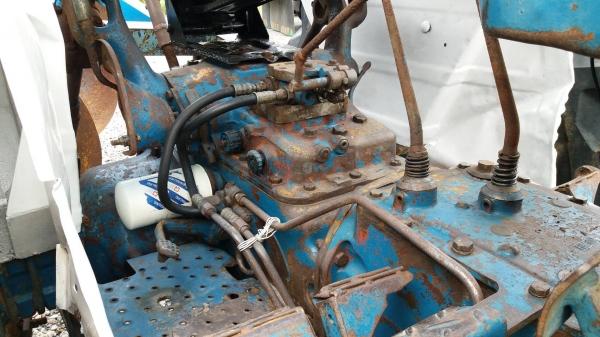 ฟอร์ด 6600 เล่มพร้อม อุปกรณ์ ใบมีด จานสาม ที่ตัดหญ้า พร้อมใช้งาน ราคาต่อรองได้ 0872976734