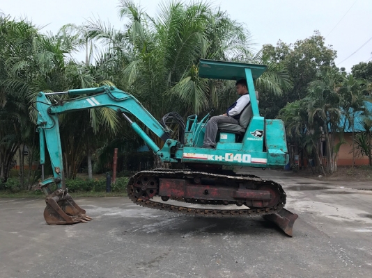 ขายแบคโฮ KUBOTA KH40(pc40) เดิมจากญี่ปุ่นแท้100\% ทำงานสมบูรณ์ทุกระบบ รับรองไม่ผิดหวัง 235,000 เท่านั้น!!
