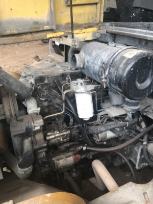 ขายด่วน รถโฟล์คลิฟ ยก 5ตัน 6ล้อ เสา4.50ม เครือง perkin4สูบ ดีเซล สภาพพร้อมใช้ เกียร์ทด ขาย270000