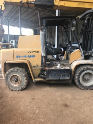 ขายด่วน รถโฟล์คลิฟ ยก 5ตัน 6ล้อ เสา4.50ม เครือง perkin4สูบ ดีเซล สภาพพร้อมใช้ เกียร์ทด ขาย270000