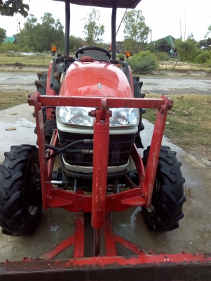 ขายรถไถยันม่า35แรงพร้อมผานดันและผานหลัง ขายรถไถยันม่า35แรงพร้อมผานดันและผานหลัง
