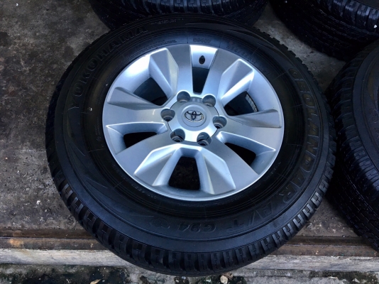 ล้อแม็ก Toyota Revo ขอบ17 พร้อมยาง ยาง Yokohama 265-65-17 ปี 15