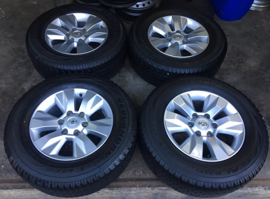 ล้อแม็ก Toyota Revo ขอบ17 พร้อมยาง ยาง Yokohama 265-65-17 ปี 15
