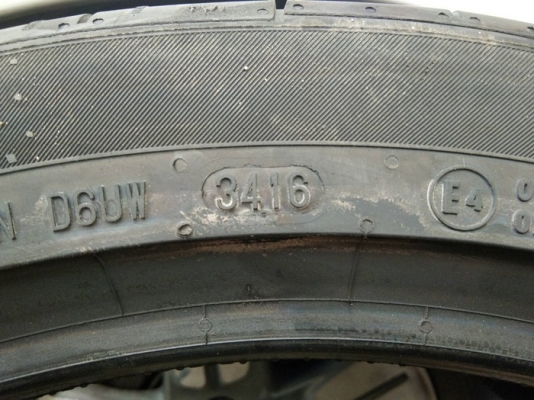 CONTINENTAL CONTACT 6 275/35ZR19 เส้นละ 6,800 บาท