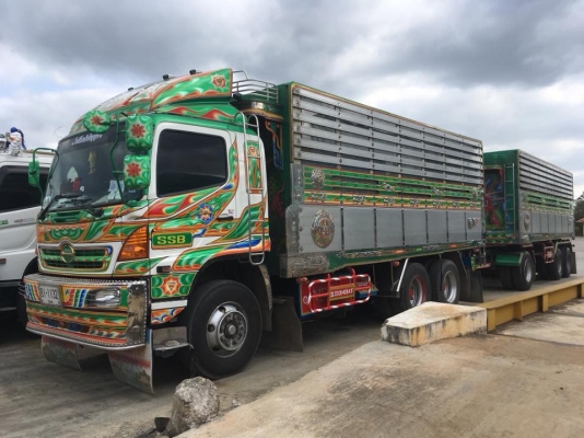 Hino mega เครื่อง 320 แรง ปี 49 แม่ลูกดั้มพ์พืชไร่ กระบะเนียมอู่ ส.สมบัติชุดใหญ่ ใส่ของได้ 30.9 ตัน สภาพสวยเดิมๆบางๆ พร้อมใช้งาน ทะเบียนพร้อม