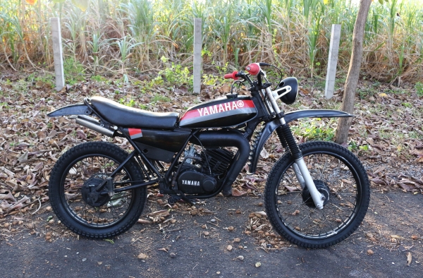 Dt125 mono