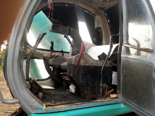 KOBELCO SK 200 V ธรรมดาเอกสารเล่มราคา 850,000 รถตรัง