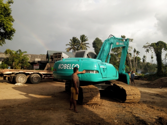 ขายรถแบคโฮ KOBELCO SK200-Vธรรมดา เอกสาเล่ม ราคา 850000