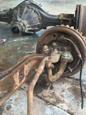 ขายคานหน้าISUZUราคา3500บาทโทร0643130366