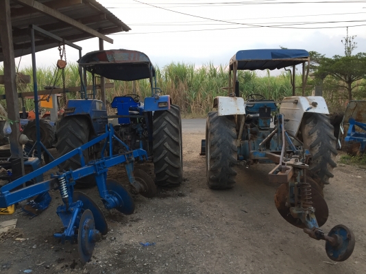 ผานรถไถฟอร์ด ผานรถไถฟอร์ด