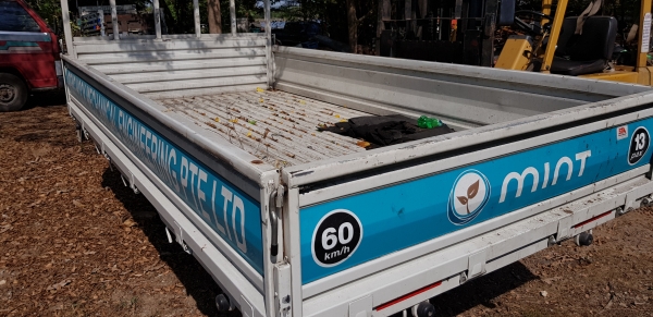 กะบะ ก.1.60 x ย. 3.10 ซ.ม.สภาพสวย ไม่บุไม่ผุ 95 \% รหัสสินค้า H2 - 8 กะบะ ก.1.60 x ย. 3.10 ซ.ม.สภาพสวย ไม่บุไม่ผุ 95 \% รหัสสินค้า H2 - 8