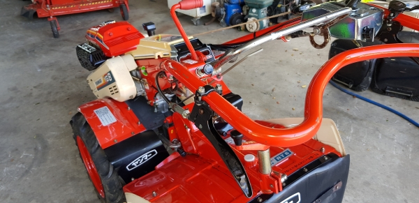 รภพรวนดินเบนชิล 8 แรง สวยๆๆ พร้อมใช้งาน รหัสสินค้า H2 - 19 รภพรวนดินเบนชิล 8 แรง สวยๆๆ พร้อมใช้งาน รหัสสินค้า H2 - 19