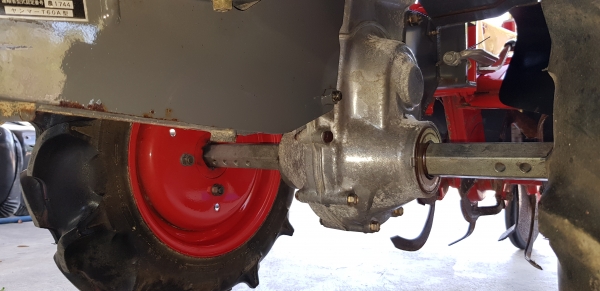 รภพรวนดินเบนชิล 8 แรง สวยๆๆ พร้อมใช้งาน รหัสสินค้า H2 - 19 รภพรวนดินเบนชิล 8 แรง สวยๆๆ พร้อมใช้งาน รหัสสินค้า H2 - 19