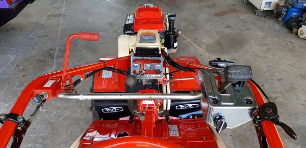 รภพรวนดินเบนชิล 8 แรง สวยๆๆ พร้อมใช้งาน รหัสสินค้า H2 - 19 รภพรวนดินเบนชิล 8 แรง สวยๆๆ พร้อมใช้งาน รหัสสินค้า H2 - 19