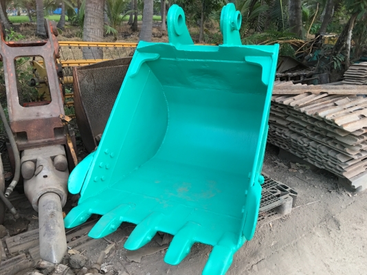 ขายบุ้งกี๋ Hitachi 200