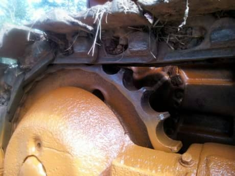 แทรคเตอร์ KOMATSU D 50 A-15 ห้องเลี้ยวน้ำมันพร้อมเขาล้มไม้ราคา 400,000 รถตรัง