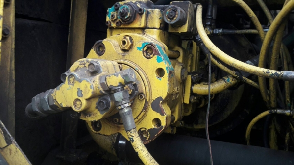 ขายรถแบคโฮ KOBELCO SK100-/// ระบบไฟเต็ม ไม่มีเอกสาร ราคา 550000