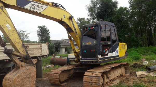 ขายรถแบคโฮ KOBELCO SK100-/// ระบบไฟเต็ม ไม่มีเอกสาร ราคา 550000
