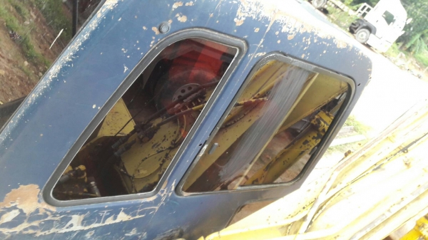 ขายรถแบคโฮ KOBELCO SK100-/// ระบบไฟเต็ม ไม่มีเอกสาร ราคา 550000