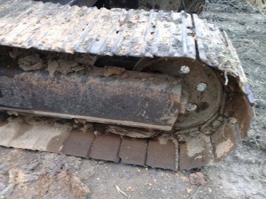 ขายด่วนรถแบคโฮ KOMATSU ปี 40 สภาพพร้อมใช้งาน